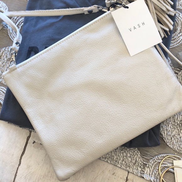 NWT Vash signature clutch - Picture 3 of 3